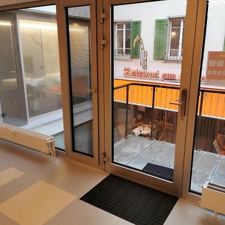 Green Marmot Capsule Hotel Zürich Exterior foto