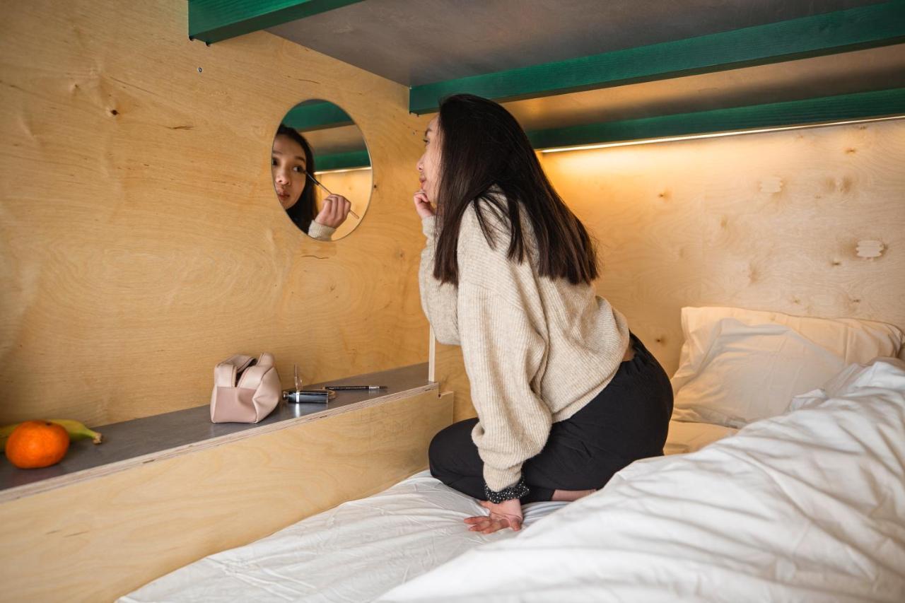 Green Marmot Capsule Hotel Zürich Exterior foto